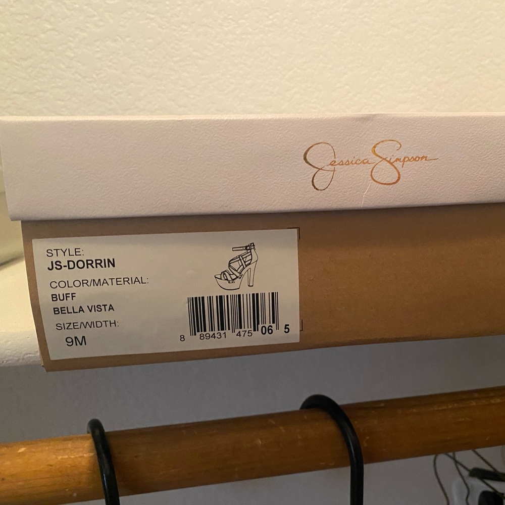 Jessica Simpson Heels - Picture 4 of 7